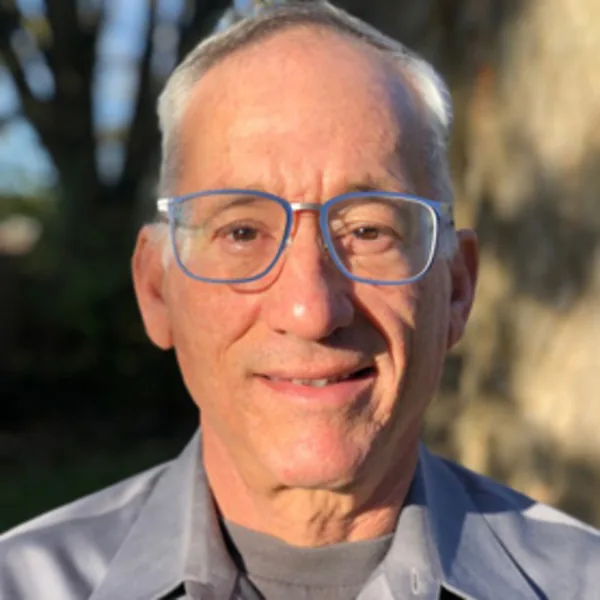Portrait of Dan Langholtz, LCSW